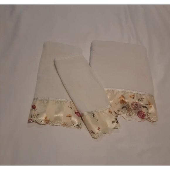 Decorative Towel Set Bathroom Decorative Towels - Picture 3 of 5